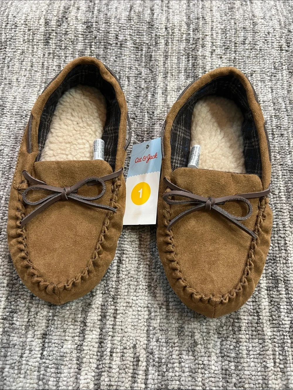 Cat & Jack Chestnut Brown Suede Moccasin Slippers with Faux Shearling Size 1